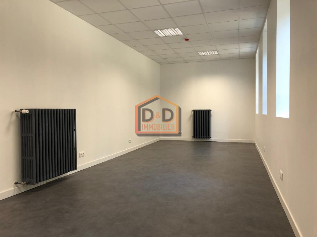Bureau à Esch-Sur-Alzette, 52 m², 1 100 €/mois