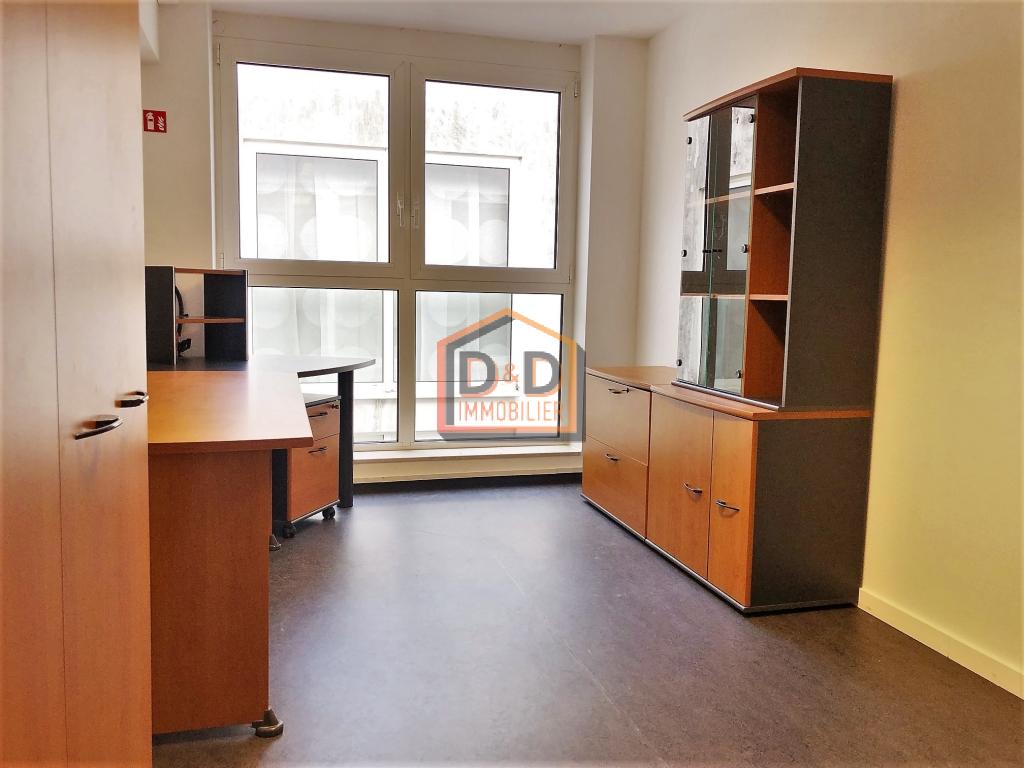 Bureau à Luxembourg-Gare, 20 m², 900 €/mois