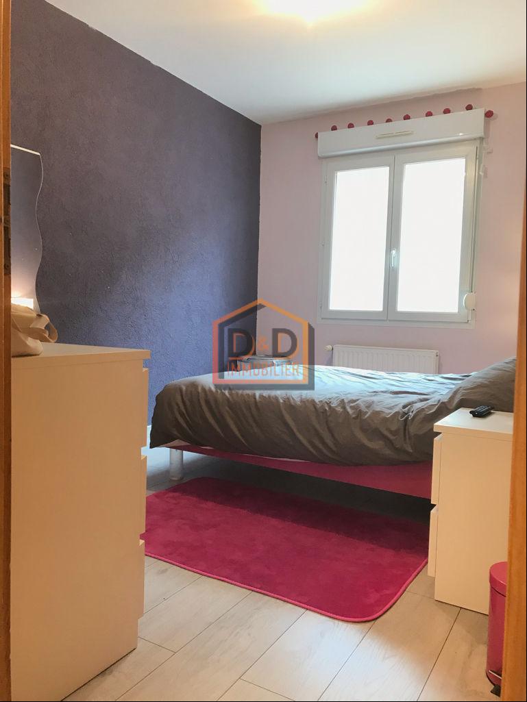 Maison à ALGRANGE, 190 m², 4 chambres, 2 salles de bain, 1 garage, 322 650 €