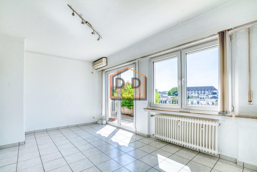 Appartement à Luxembourg-Bonnevoie, 150 m², 2 chambres, 1 salle de bain, 1 €