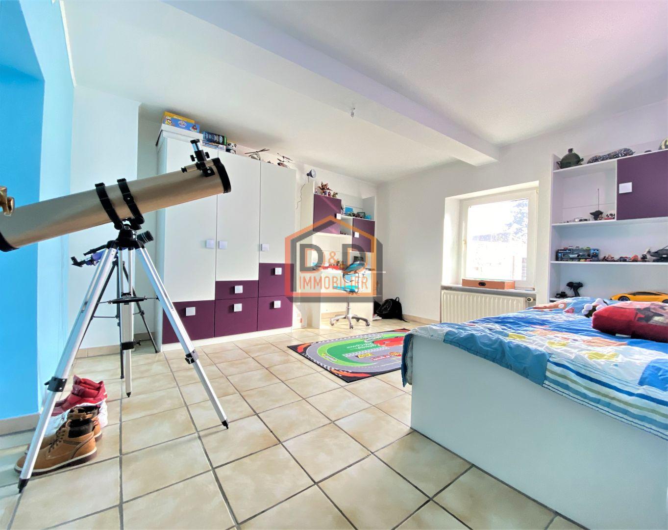 Maison à Bettembourg, 225 m², 4 chambres, 1 salle de bain, 2 garages, 865 260 €