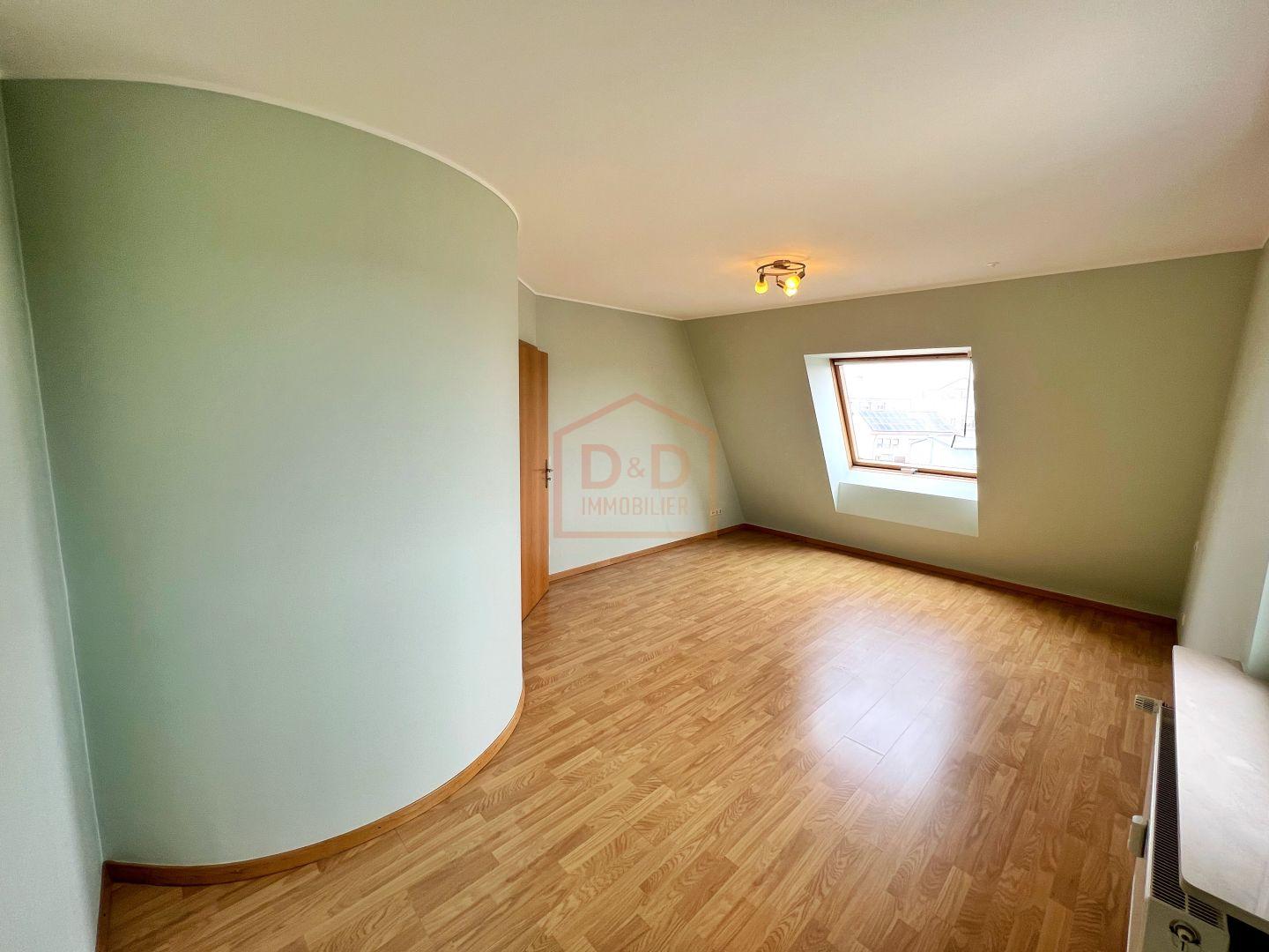 Appartement à Frisange, 92 m², 2 chambres, 1 salle de bain, 1 garage, 760 000 €
