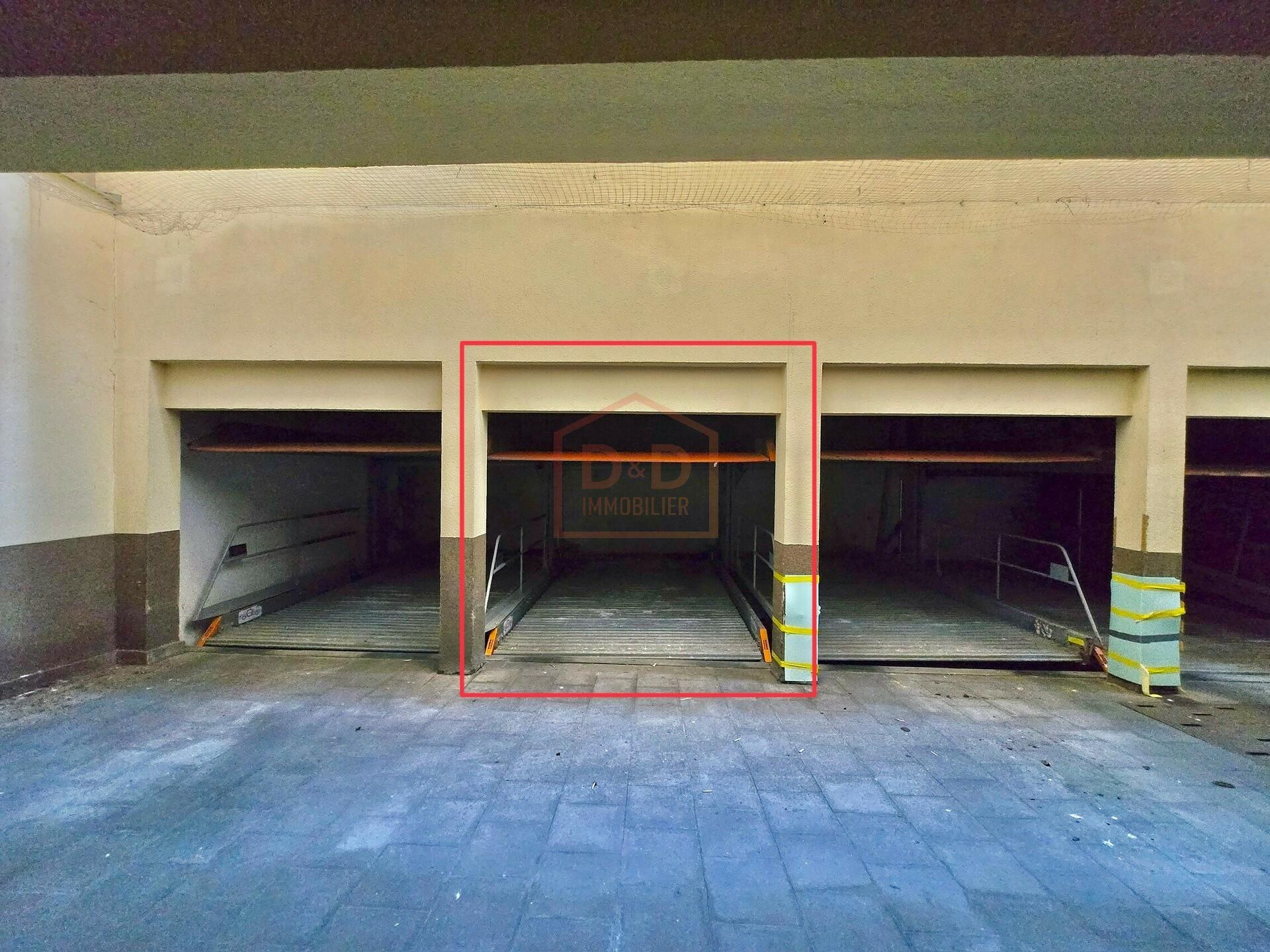 EMPLACEMENT.jpg